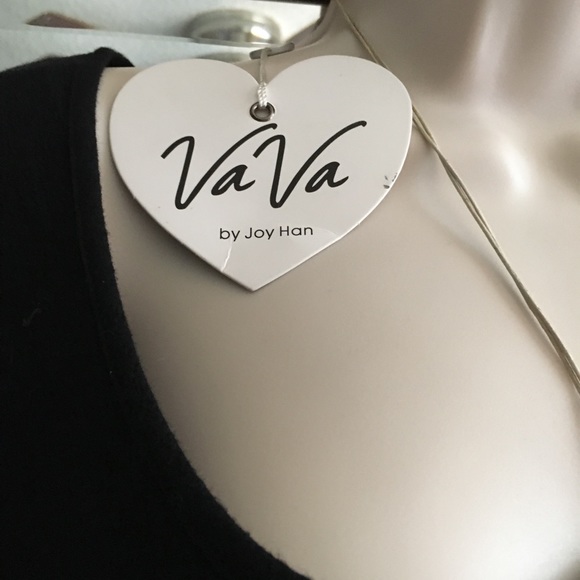 Vava top blk cold shoulder with embroidery - Picture 6 of 6